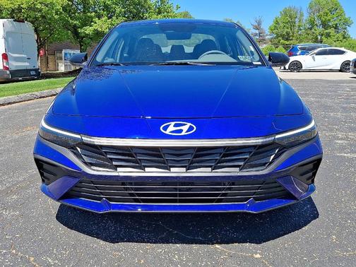 2025 Hyundai ELANTRA HEV SEL Sport
