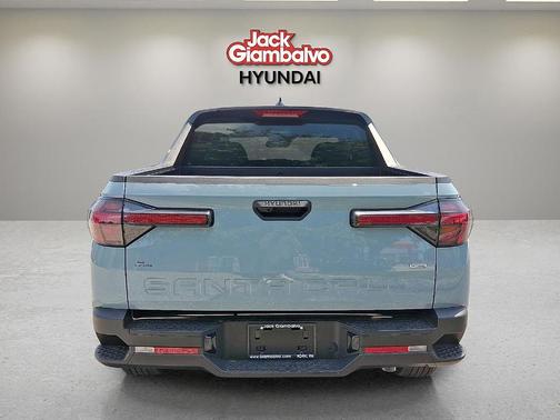 2025 Hyundai SANTA CRUZ SE
