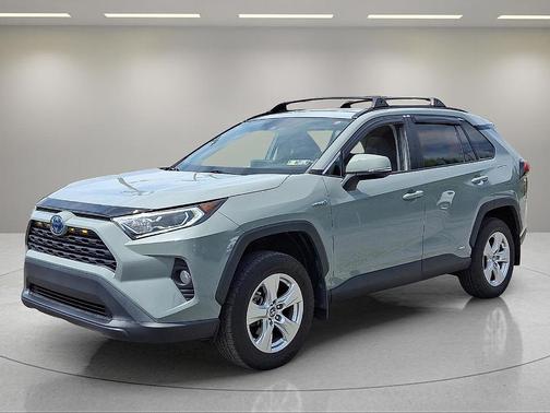 2019 Toyota RAV4 Hybrid XLE