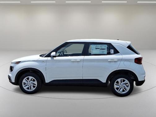 2025 Hyundai VENUE SE