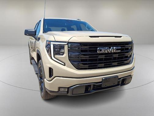 Desert Sand Metallic 2022 GMC Sierra 1500 Elevation