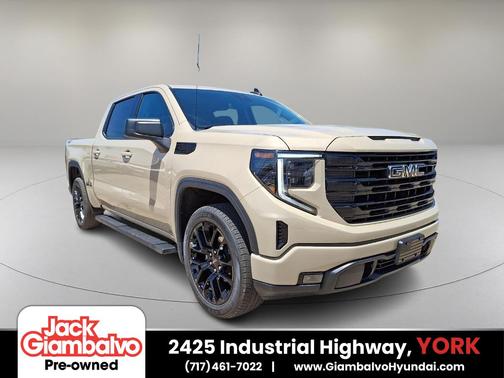 Desert Sand Metallic 2022 GMC Sierra 1500 Elevation