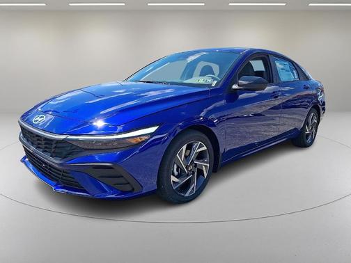 2025 Hyundai ELANTRA HEV SEL Sport
