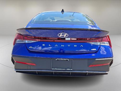 2025 Hyundai ELANTRA HEV SEL Sport