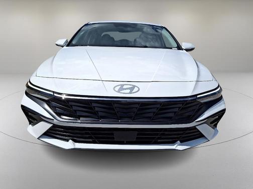 2025 Hyundai ELANTRA HEV Limited