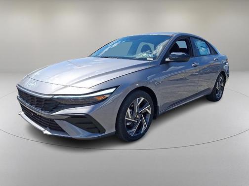 2025 Hyundai ELANTRA HEV SEL Sport