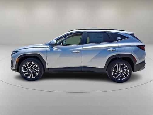 Shimmering Silver 2026 Hyundai TUCSON SEL