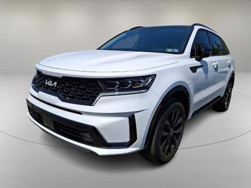 Glacial White Pearl 2023 Kia Sorento SX