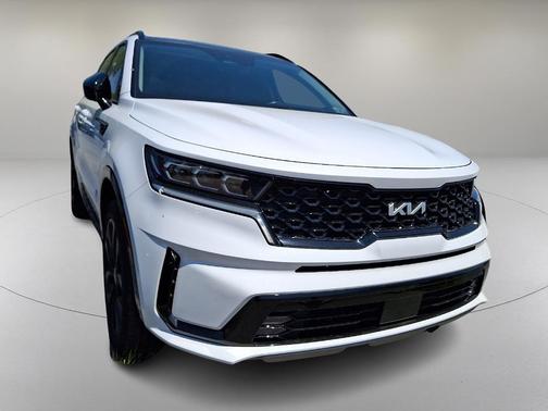 Glacial White Pearl 2023 Kia Sorento SX