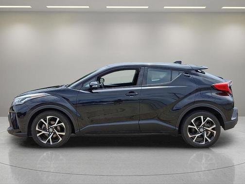 2021 Toyota C-HR XLE