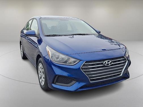 2019 Hyundai Accent SE