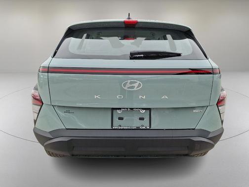 2026 Hyundai KONA SE