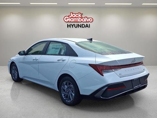 2025 Hyundai ELANTRA HEV Blue