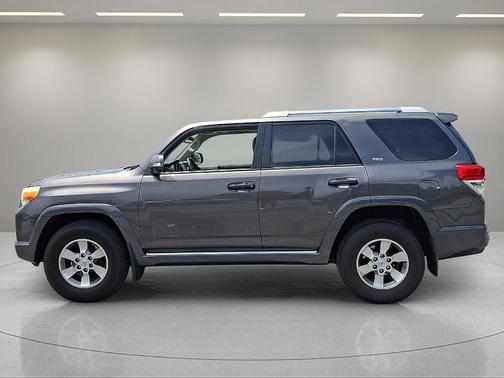 2013 Toyota 4Runner SR5