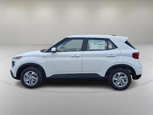 2025 Hyundai VENUE SE