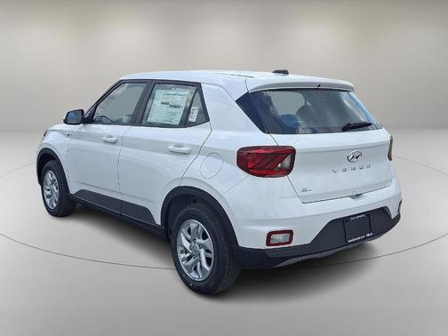 2025 Hyundai VENUE SE