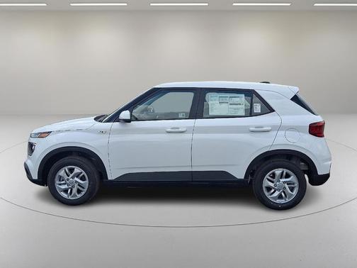 2025 Hyundai VENUE SE