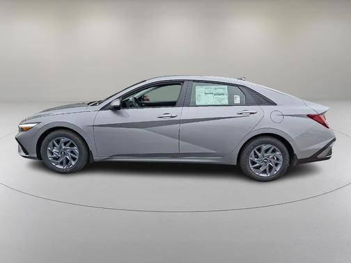 2025 Hyundai ELANTRA HEV Blue