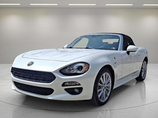 2017 FIAT 124 Spider Lusso