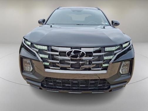 Phantom Black 2024 Hyundai SANTA CRUZ 2.5T NIGHT