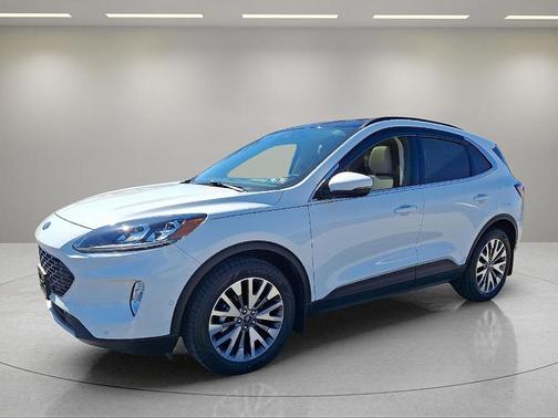 2020 Ford Escape Titanium