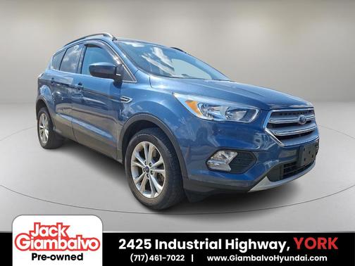 Blue Metallic 2018 Ford Escape SE