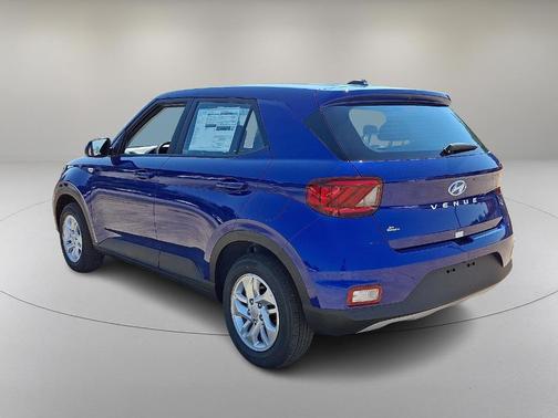 2025 Hyundai VENUE SE