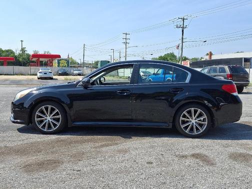 2013 Subaru Legacy 2.5i Sport