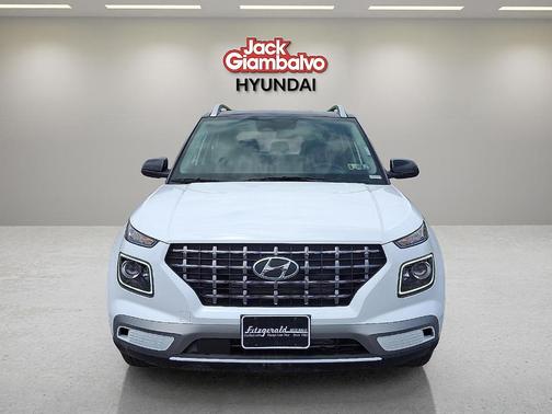 2025 Hyundai VENUE Limited