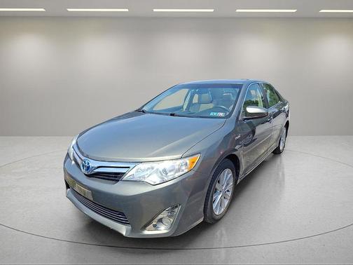 2012 Toyota Camry Hybrid XLE