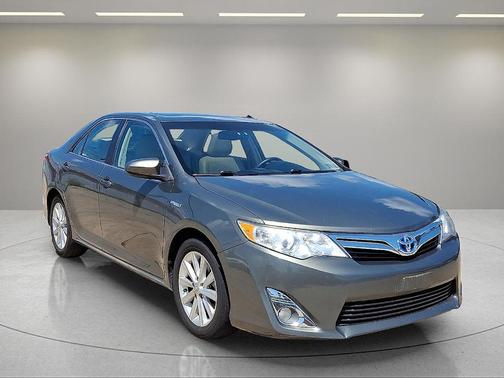 2012 Toyota Camry Hybrid XLE