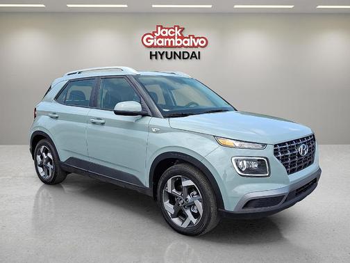 2025 Hyundai VENUE Limited