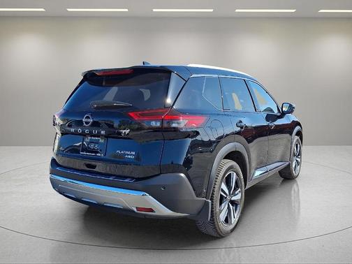 2022 Nissan Rogue Platinum