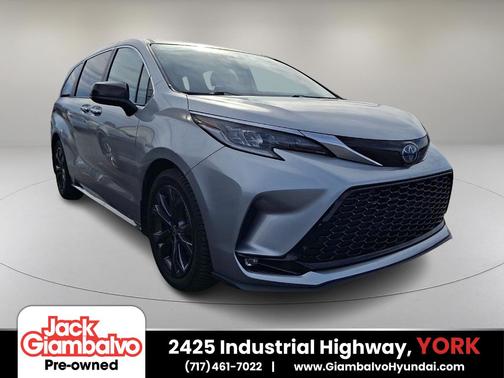 2022 Toyota Sienna XSE 7 Passenger