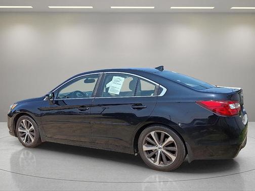 2017 Subaru Legacy 3.6R Limited