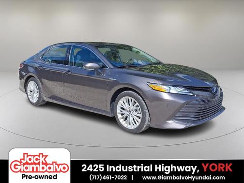 2019 Toyota Camry Hybrid XLE