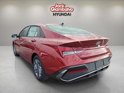 2025 Hyundai ELANTRA HEV Blue