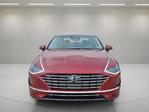2023 Hyundai SONATA Hybrid Limited