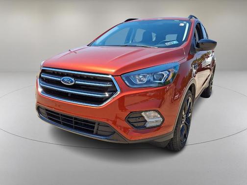 Sedona Orange Metallic 2019 Ford Escape SE