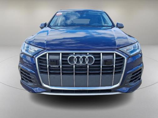 2022 Audi Q7 55 Premium Plus