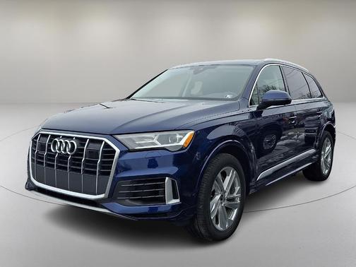 2022 Audi Q7 55 Premium Plus