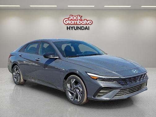 2025 Hyundai ELANTRA HEV SEL Sport