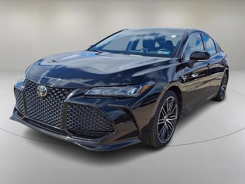 2020 Toyota Avalon XSE