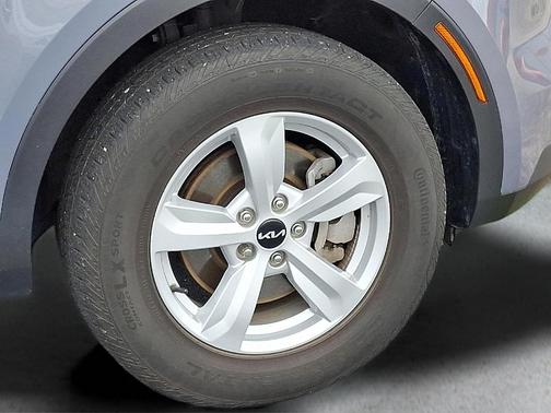 2023 Kia Sorento LX
