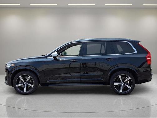 2017 Volvo XC90 T6 R-Design