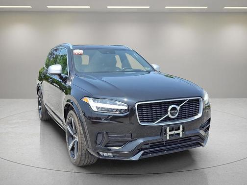 2017 Volvo XC90 T6 R-Design