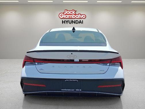 2025 Hyundai ELANTRA HEV SEL Sport