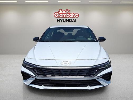 2025 Hyundai ELANTRA HEV SEL Sport