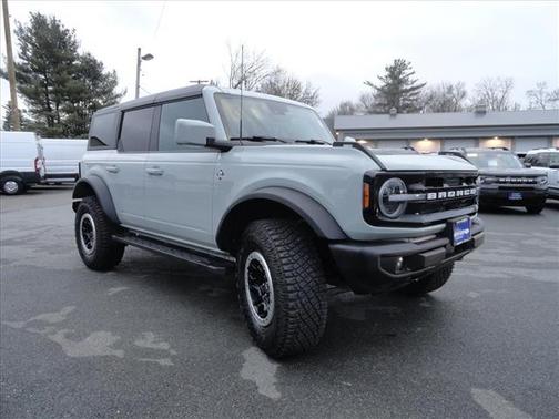 2023 Ford Bronco OUTER BANKS ADVANCED