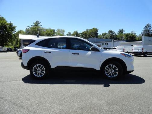 2022 Ford Escape S